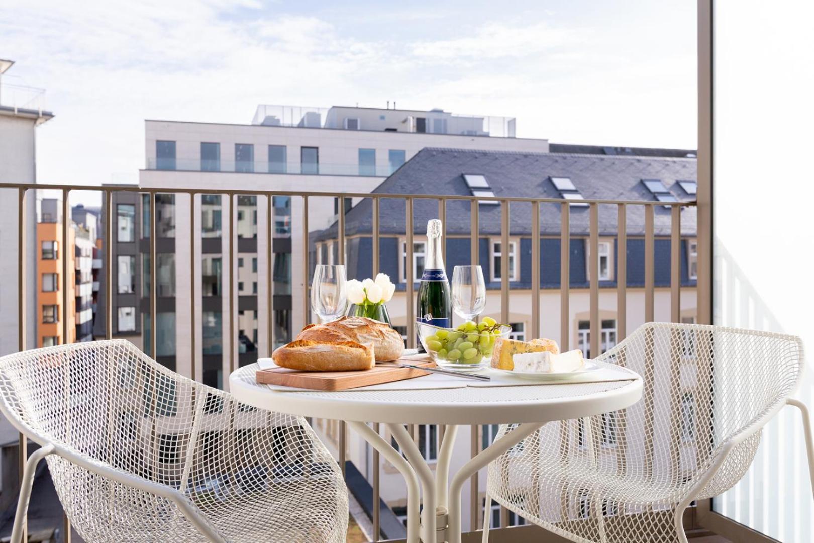 The Central City - Luxury Serviced Residence Luxembourg Bagian luar foto